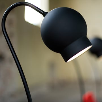 Ogle vloerlamp - zwarte lak - Ateljé Lyktan