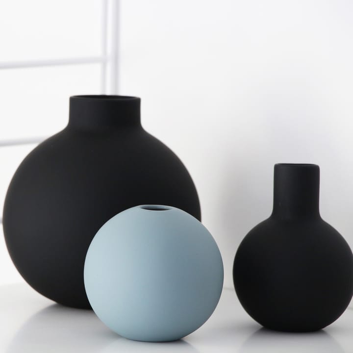 Ball vaas dusty blue - 8 cm. - Cooee Design