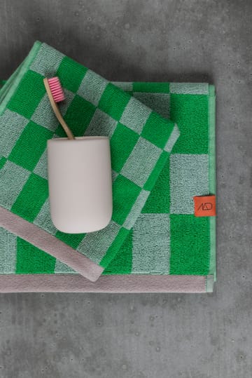 Retro handdoek 50x90 cm - Classic green - Mette Ditmer